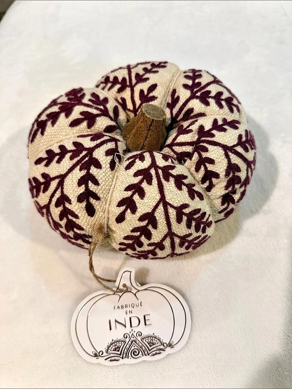 Fabriqué en Inde Fabric Pumpkin Decor in Cream & Burgundy